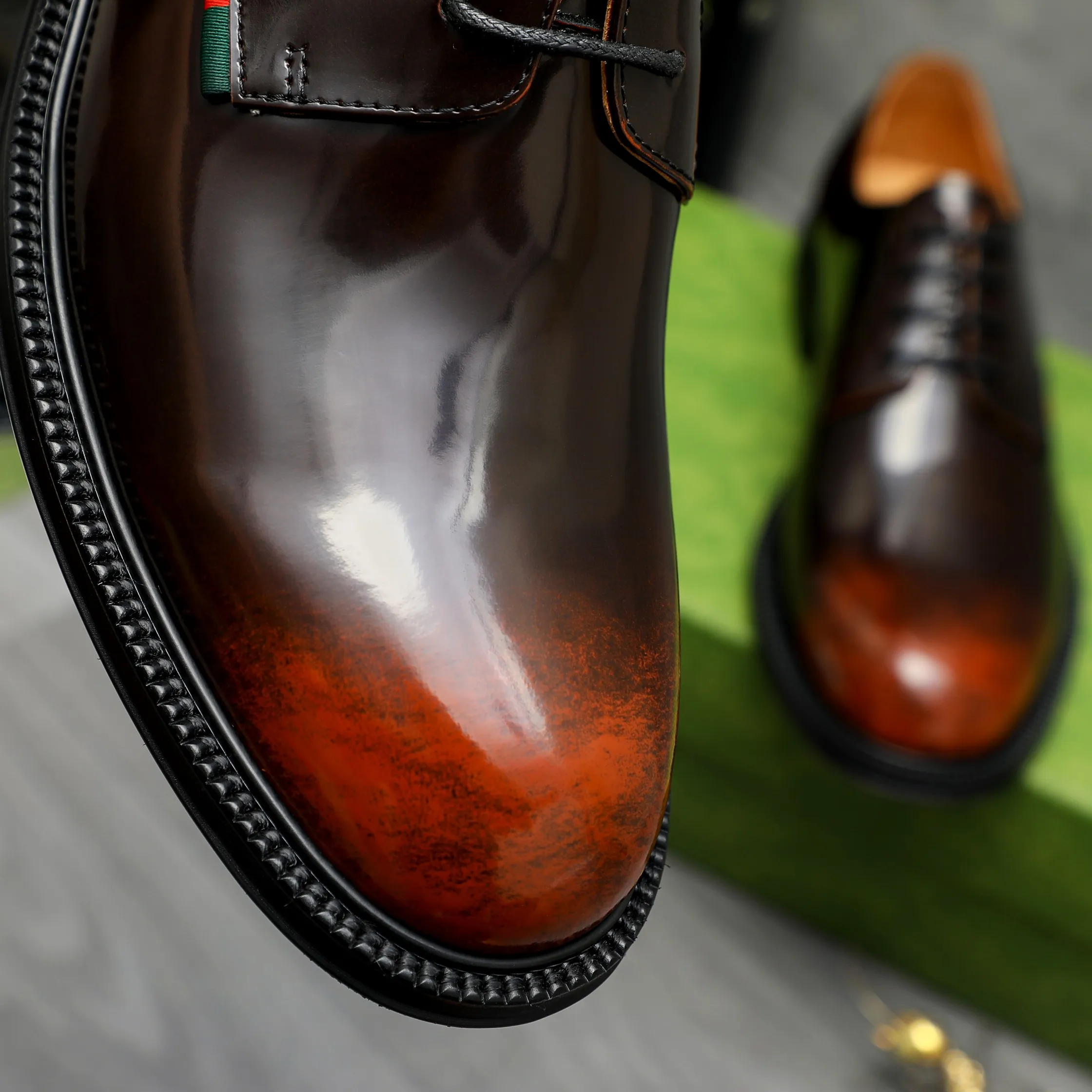 Men's shoes 💰500 Product trademark: GUCCI "Gucci" business lace-up leather shoes Regular size: 38-44 (45.46 custom-made, non-returnable) Product materials: Selected color-brushed cowhide upper, cowhide lining, original rubber outsole